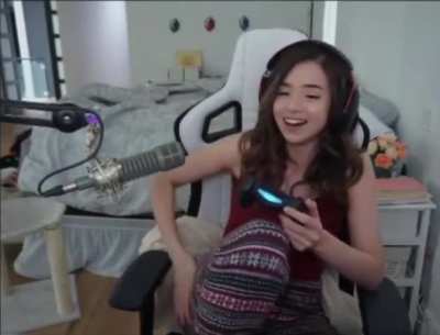 Old school Poki, in those pants ... 😩