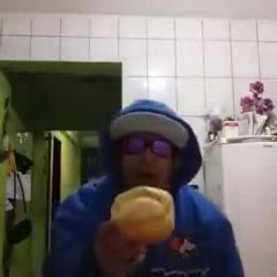 Funkeiros:aí funk é a melhor música letra profunda.literalmente qualquer outra música melhor que funk