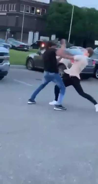 Idk why they faught but it’s a cool fight (not my video)