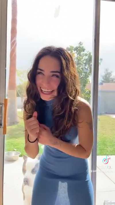 Legs shake
