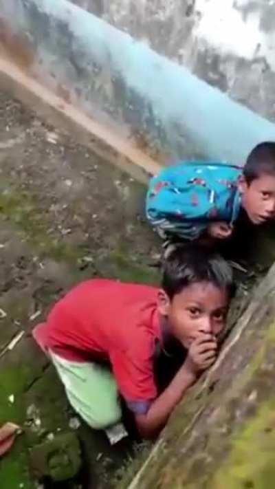 Sneak 100. (Ps - sorry for shit vid quality)