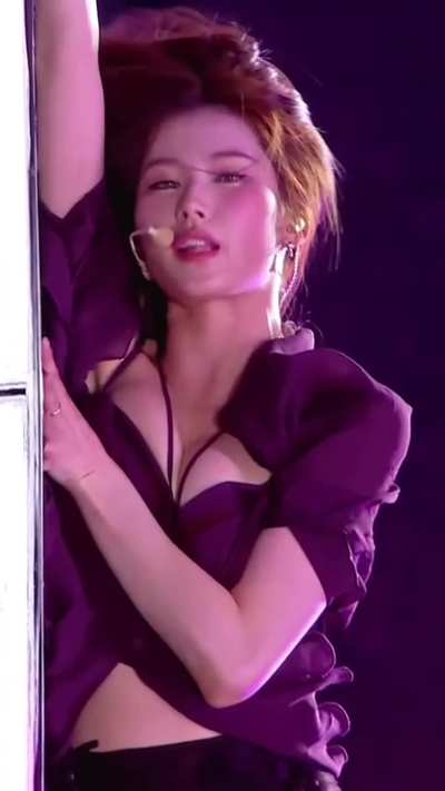 Sana - TWICE