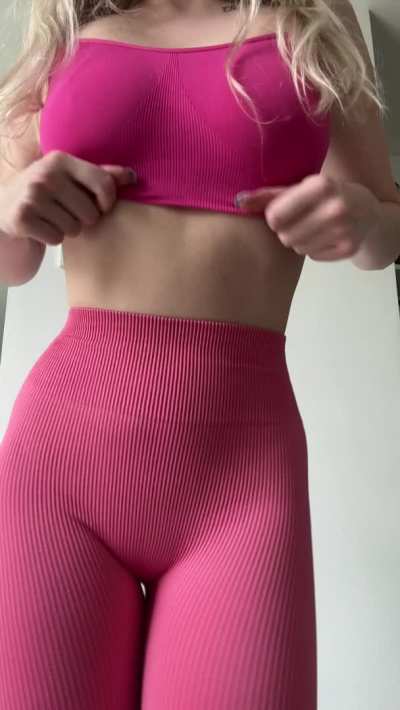 Stop resisting... and let me drop my boobs in your face😈