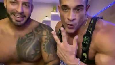I love being a big macho bodybuilder who swallows nut from big dicks behind closed doors 😈