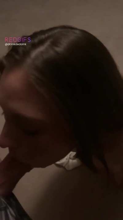 Love sucking my roommates cock before bed