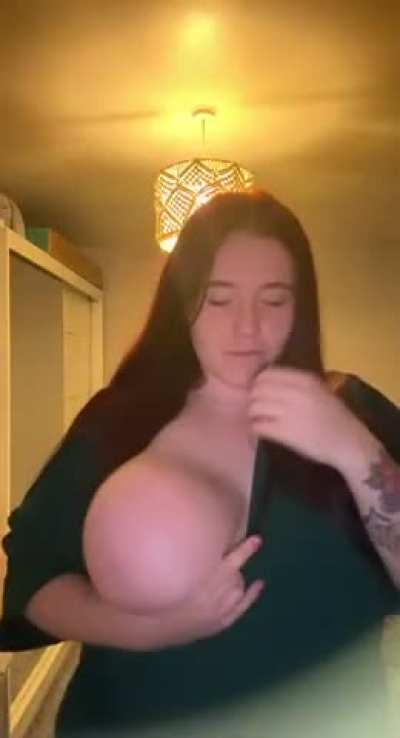 Any DILFs into me? (OC,20)