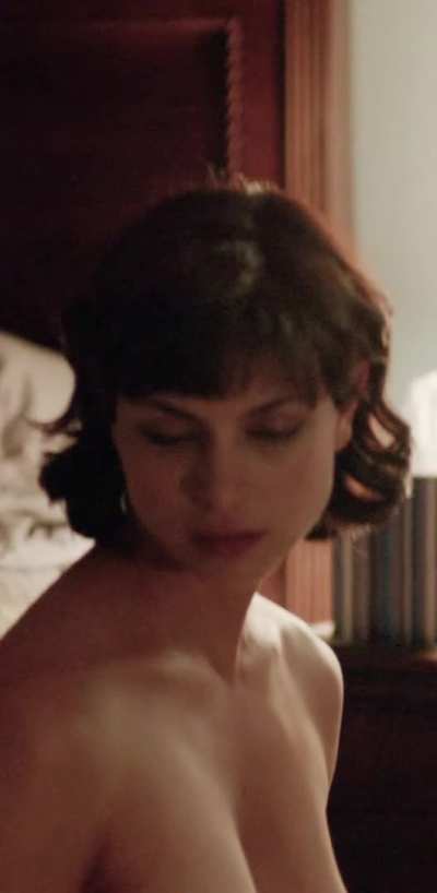 Morena Baccarin in Homeland