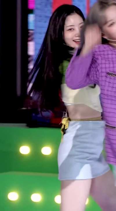 Kim Dahyun😳