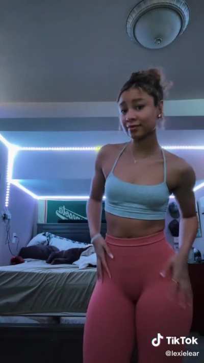 Lexie 