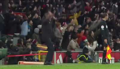 Ralf Rangnick celebrating Fred’s goal (video)