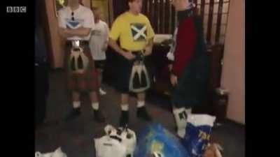 [BBC] Flashback to when the Tartan Army Children's Charity and Sunshine Appeal were born at Scotland vs. Bosnia-Herzegovina in Sarajevo in Euro 2000 qualifying. Excerpt from 