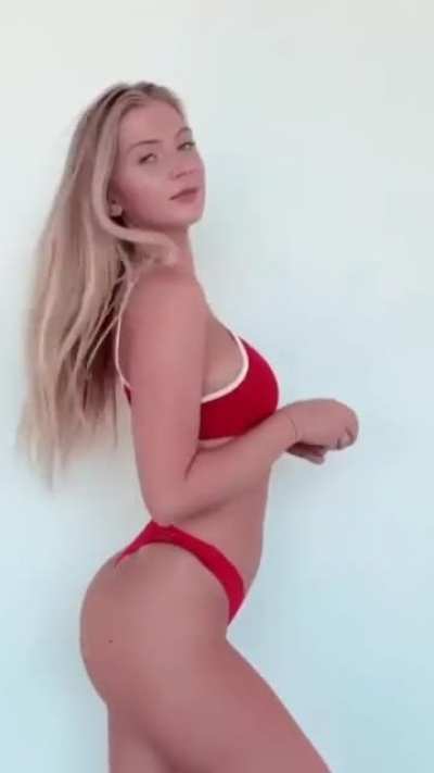 Alexis Clark (@ale<wbr>xiss_<wbr>clark<wbr>k)