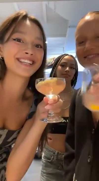 Lily Chee snapchat