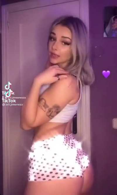 😩