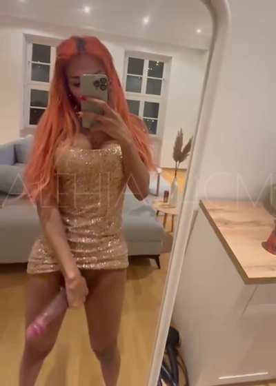 Alehia big cock