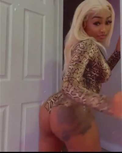 🤤