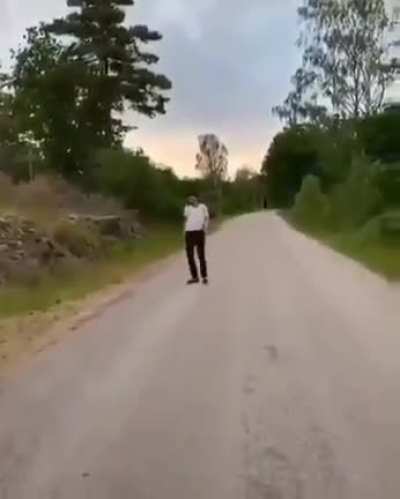 javlar moonwalker