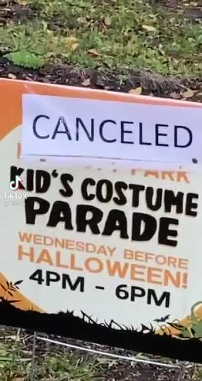 Cancelled costume party