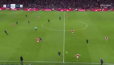 There’s ‘One Arsene Wenger’ rings around the Emirates Stadium once more!
