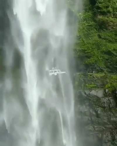 Grace be the waterfall in the wild of my mind. #wayofkedarnath #uttarakhand
