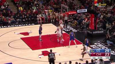 [Highlight] Warrior legend Alfonzo McKinnie throws down a mean putback jam on his former team