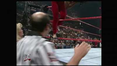 Jacqueline's reaction is priceless during her top rope mishap