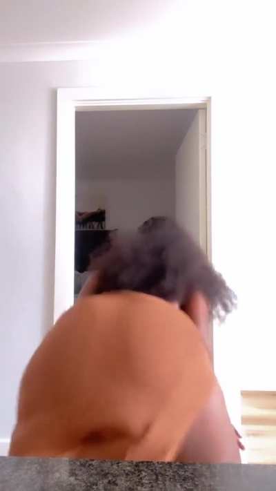 SHE LIKES TO MOVE IT MOVE IT