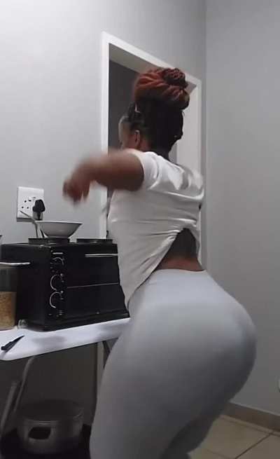 Mzansi Aunty Curvy