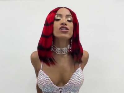 Mercedes Mone