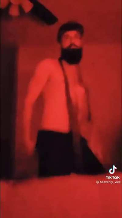 POV: You're a cringy TikTok and I just found you