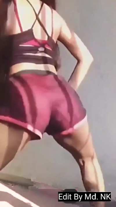 Hot Twerk Juhi Pimple