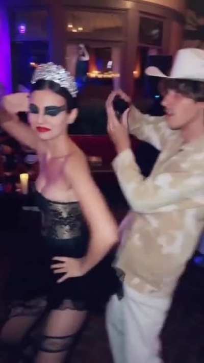Halloween Dancing