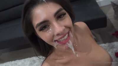 Delicious Brunette Tru Kait takes his big load