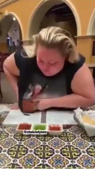 Oh there's a cockroach?