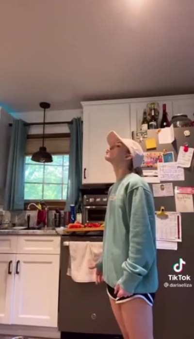 How a 6’6 guy kisses a 4’11 girl