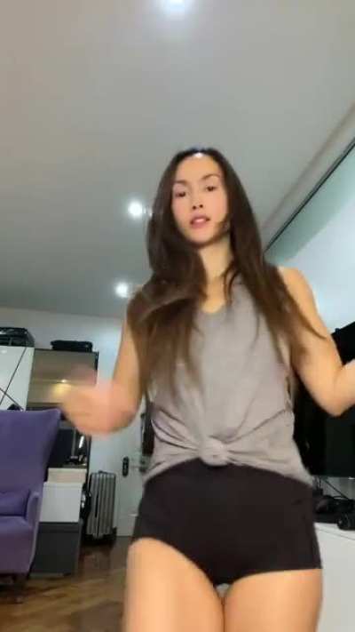 Ina Raymundo
