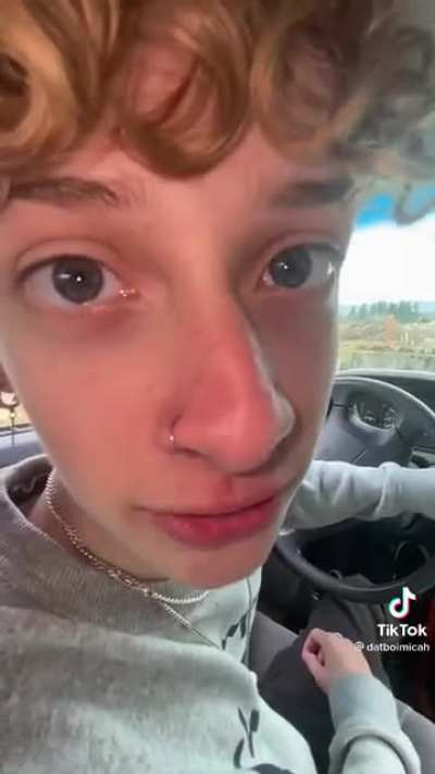 Idk if this belongs here but I cringed to it.