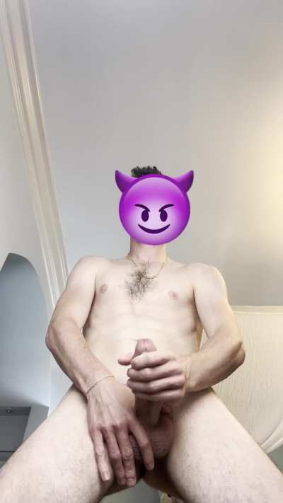 I can’t stop cumming 