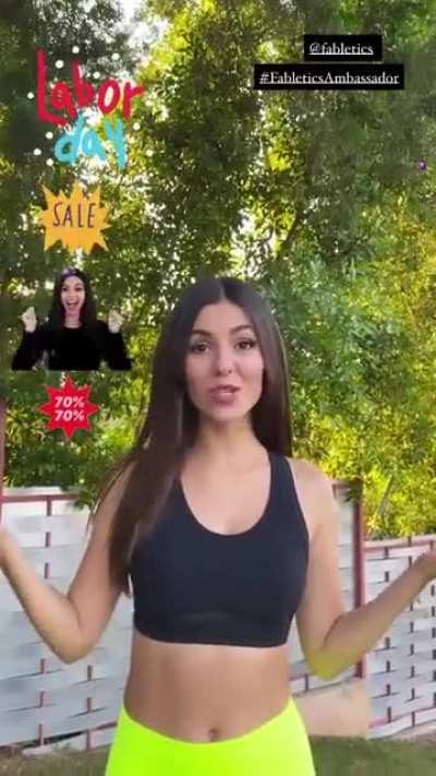 Fabletics Queen