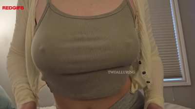 Braless… for your pleasure ;)