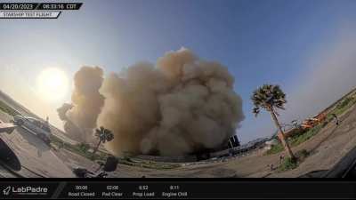 Starships engines were so powerful that the concrete under the orbital launch mount disintegrated and caused widespread damage including several vehicles. 20/4/2023