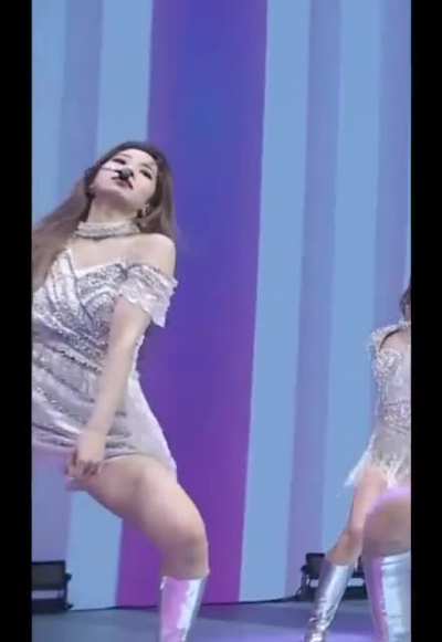 Dahyun Kim