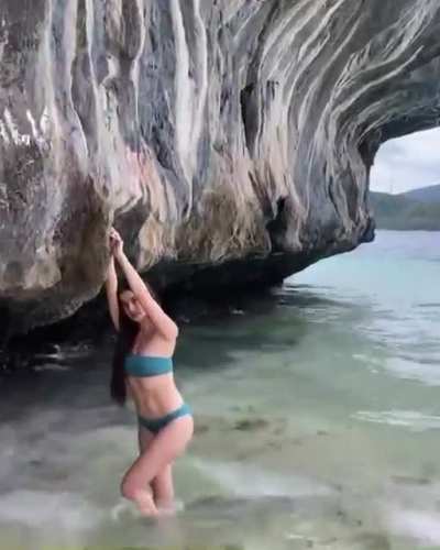 Anne Curtis