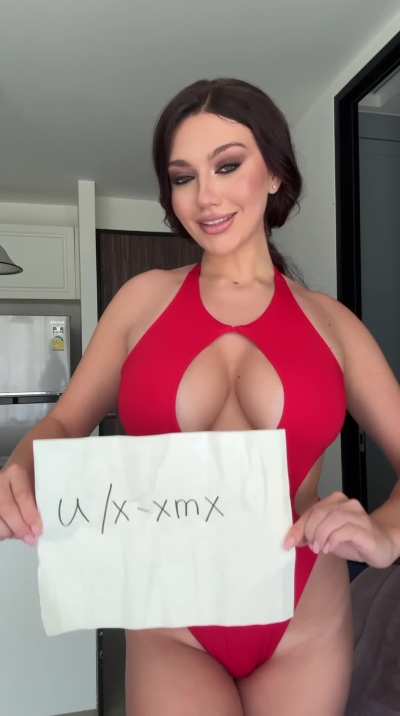 Guys😍💦 Just a quick note — this is my only official Reddit 😈 No clones, no fakes, just me 💋 Thanks for being here… let’s turn up the heat together 🥵🔥