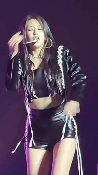 IVE - Yujin