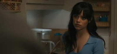 Jenna Ortega Cleavage