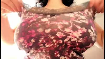 Heavy Hangers! Natural Big Boobs Reveals