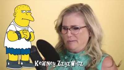 Nancy Cartwright voices all her 7 Simpsons characters in under a minute and with FLAWLESS voice-acting transitions