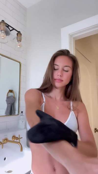 Get ready with Brit