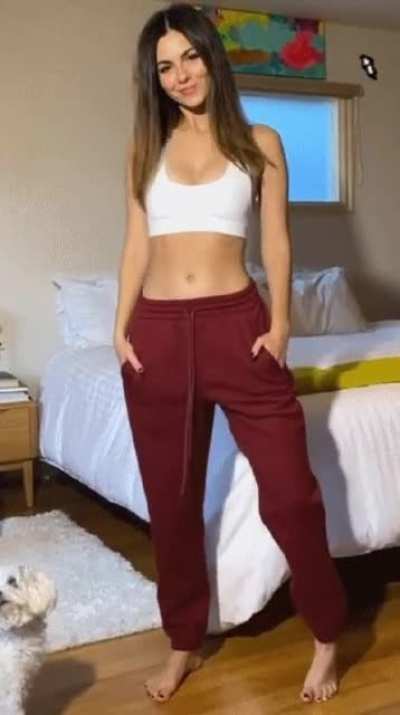I just love her toned body